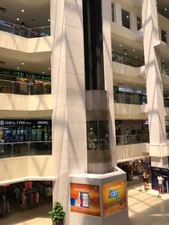 Lucky Plaza (D9), Retail #521297101